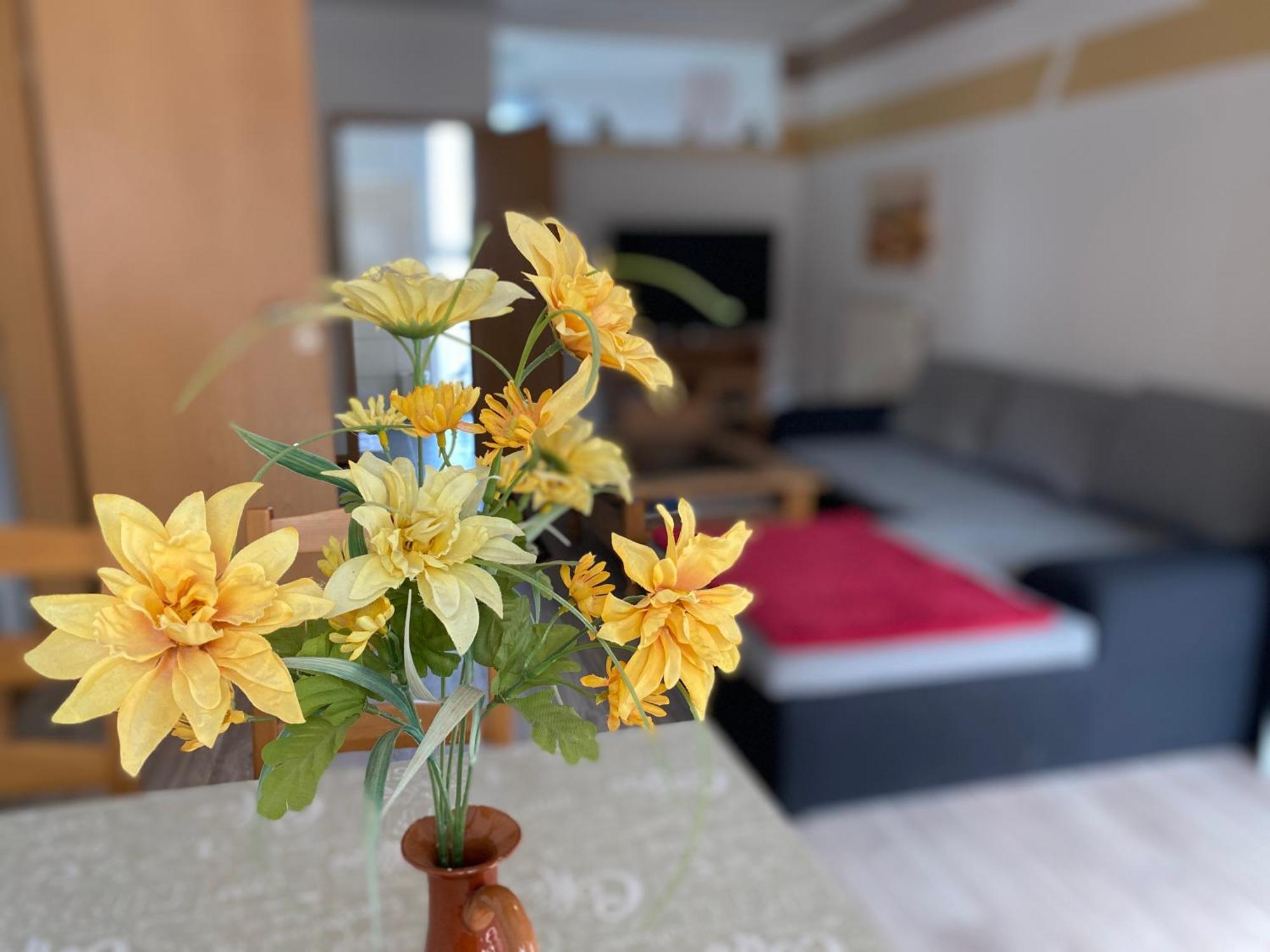 Ferienwohnung Weisskopf Alkersleben Buitenkant foto