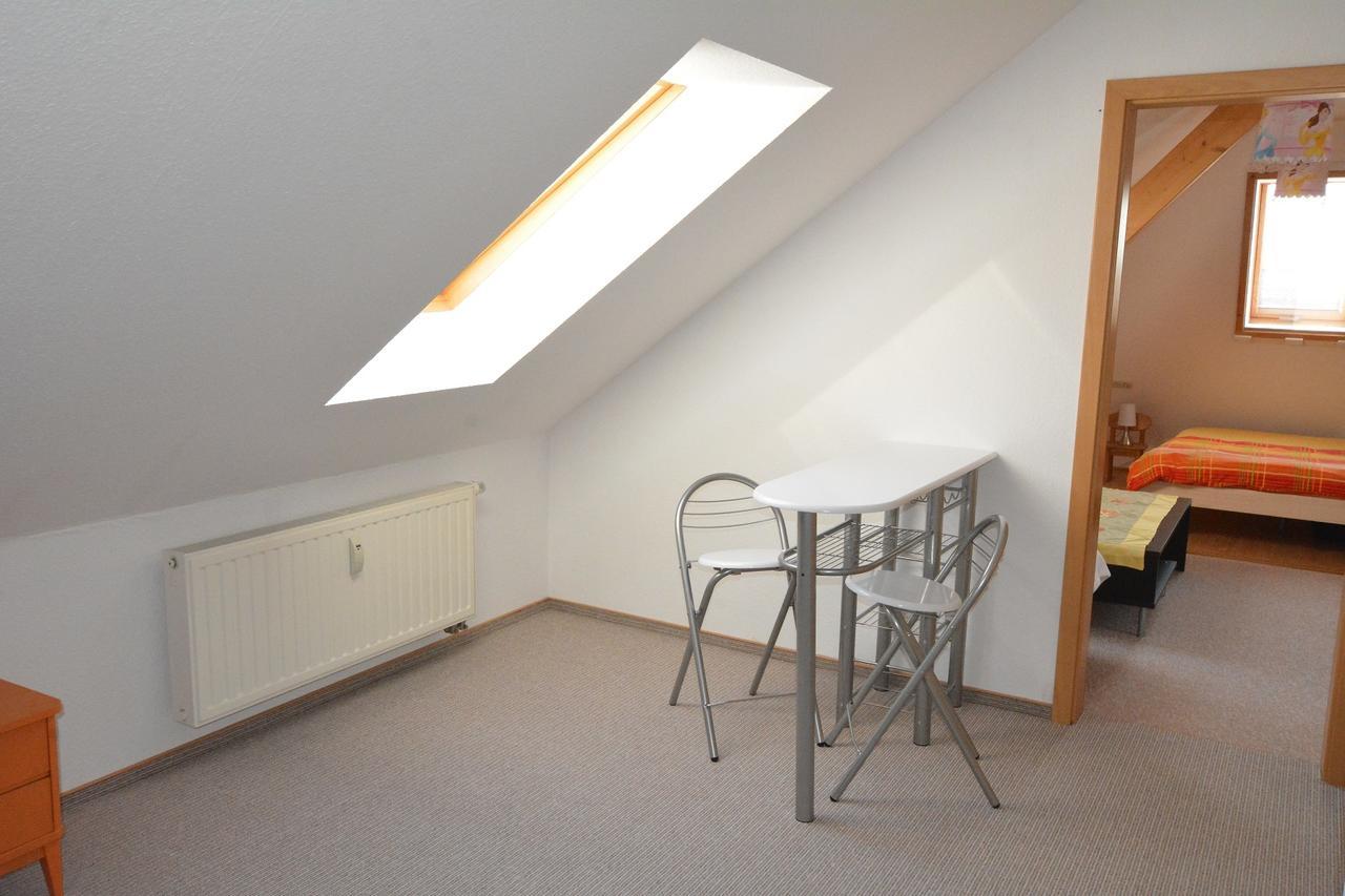 Ferienwohnung Weisskopf Alkersleben Buitenkant foto
